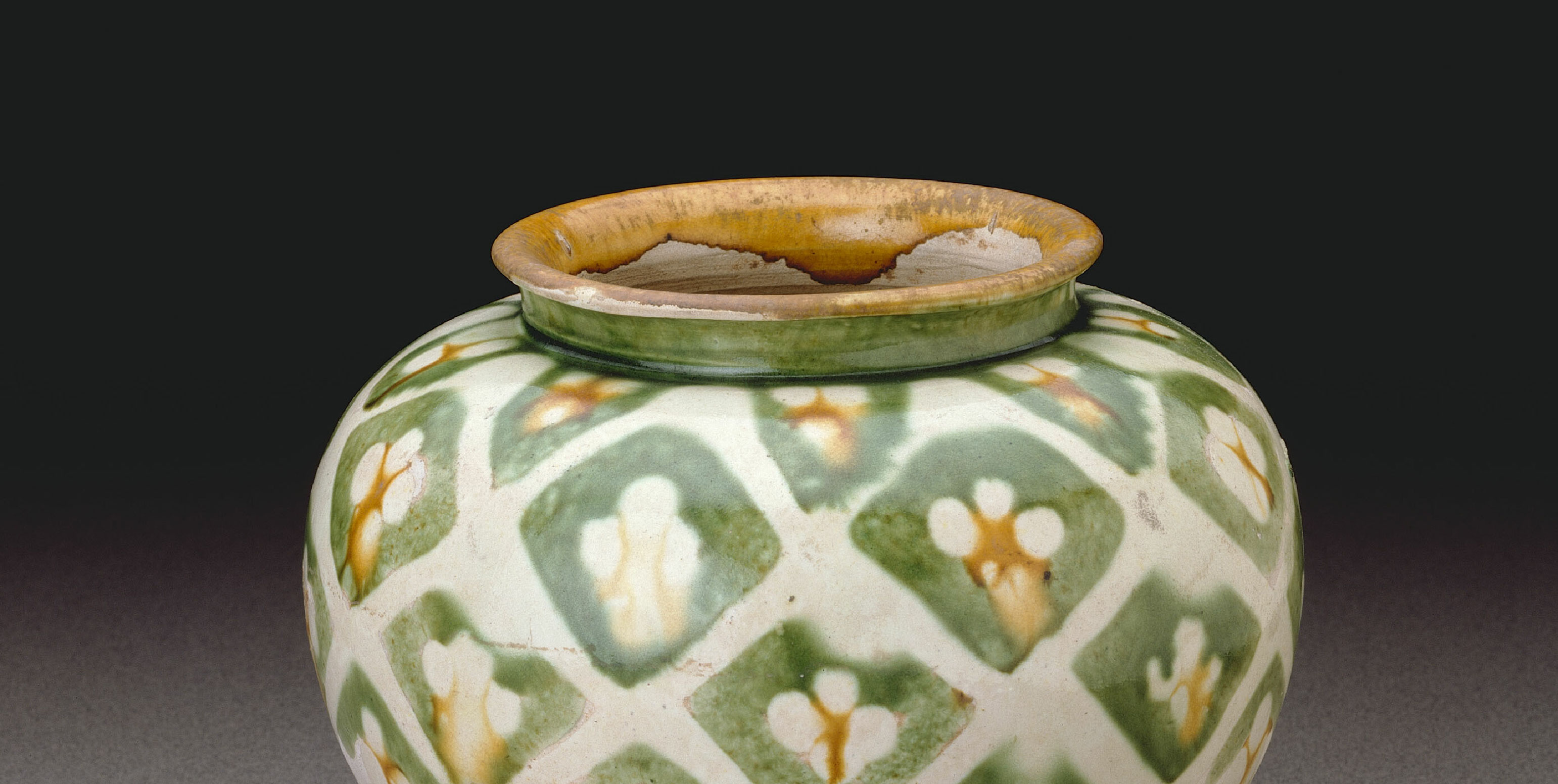 JarDate: Tang dynasty (618–907), first half of 8th century  Artist: China